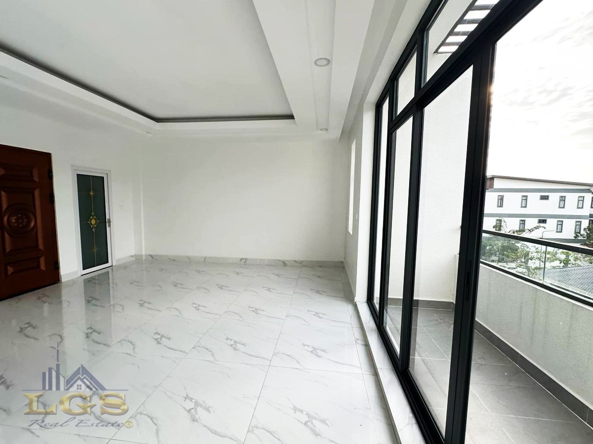 photo_2025-10-28_14-16-43