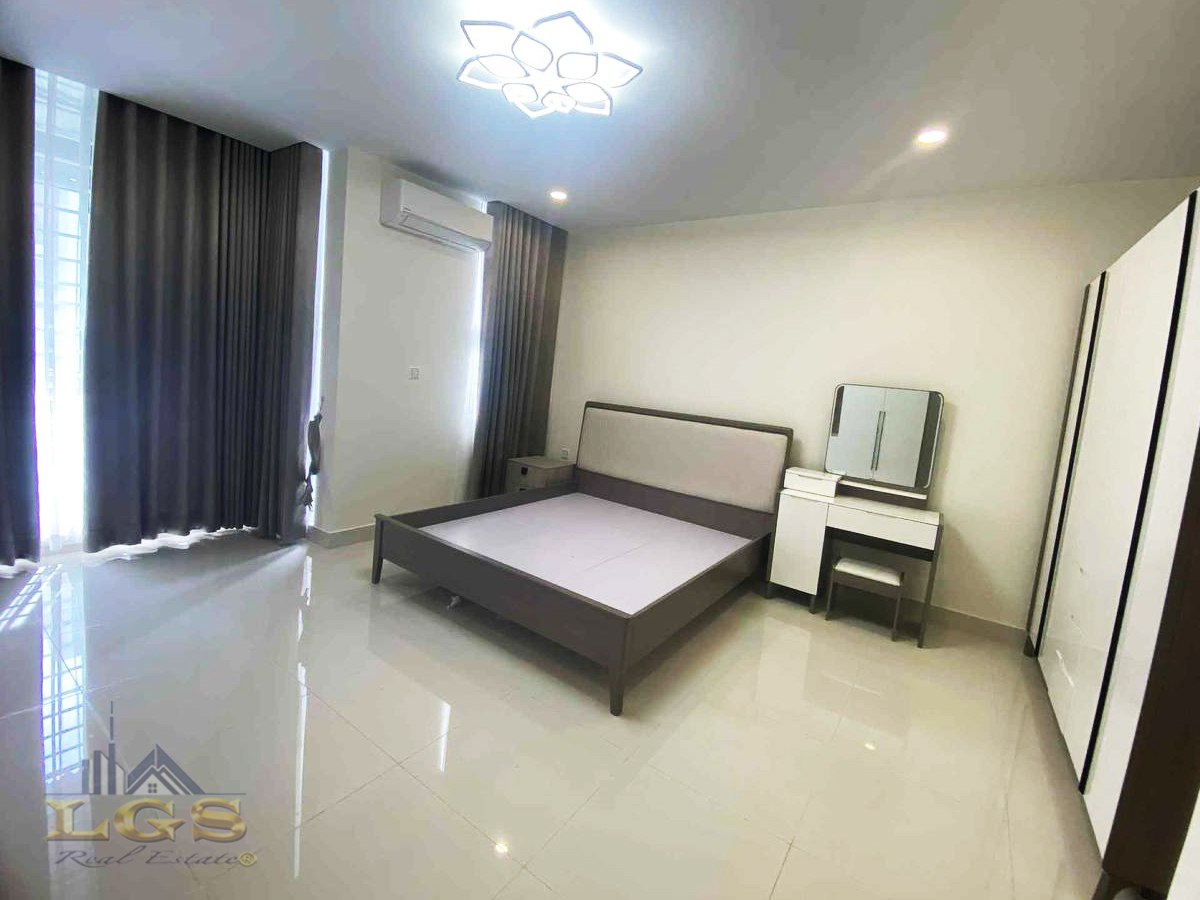 photo_2025-10-31_11-18-00