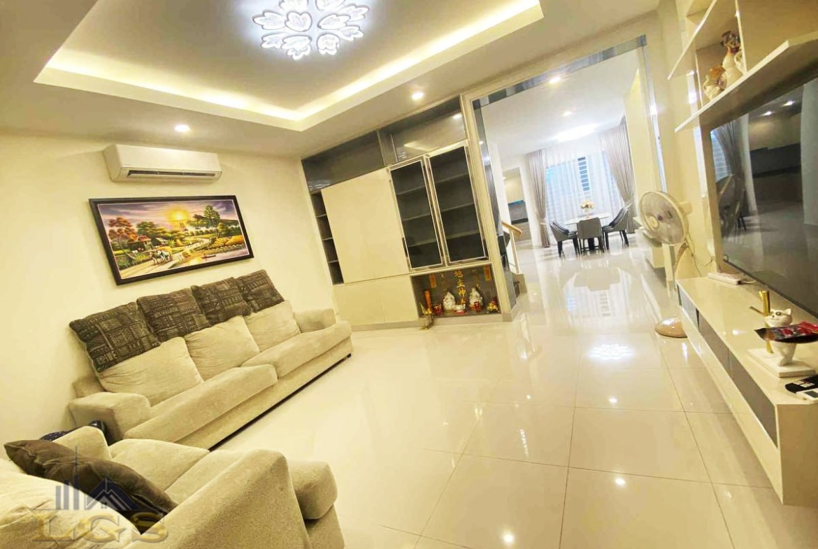 photo_2025-10-31_11-17-51