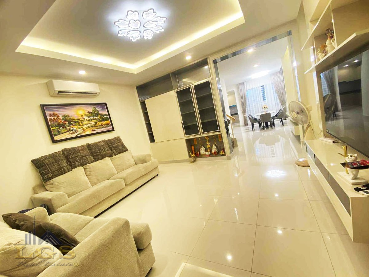 photo_2025-10-31_11-17-51