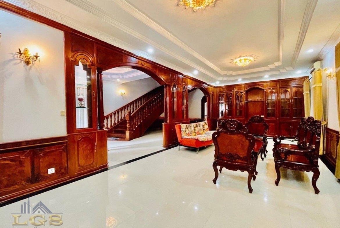 photo_2025-10-31_11-44-31