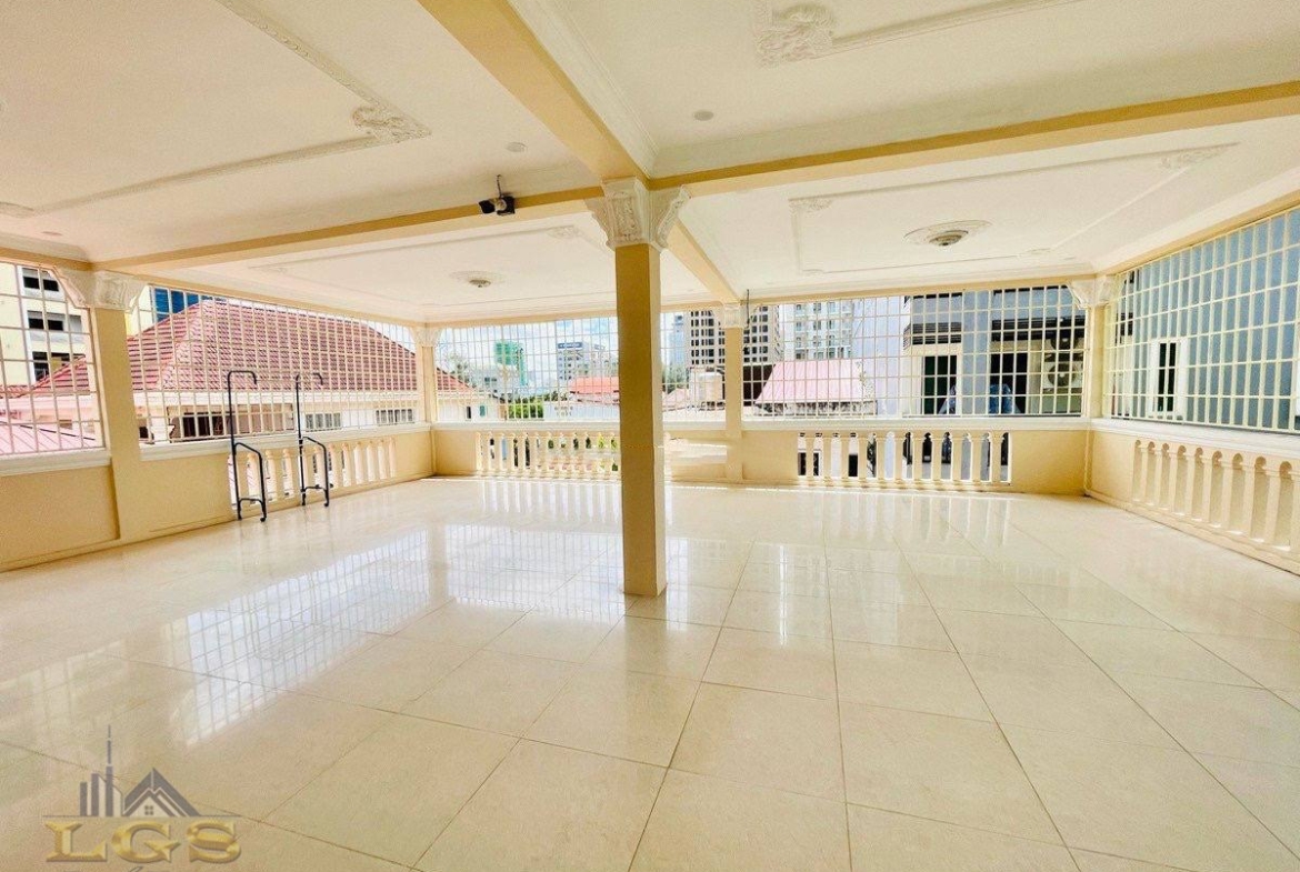 photo_2025-10-31_11-44-45