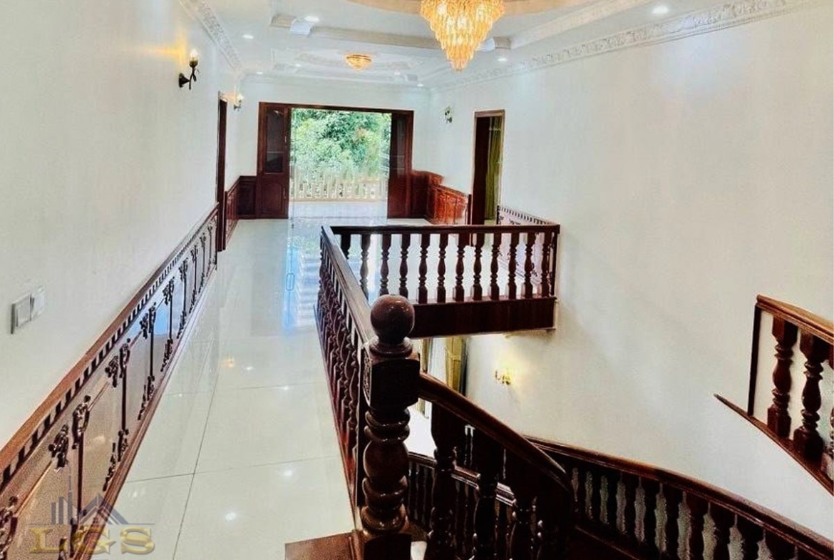 photo_2025-10-31_11-44-50