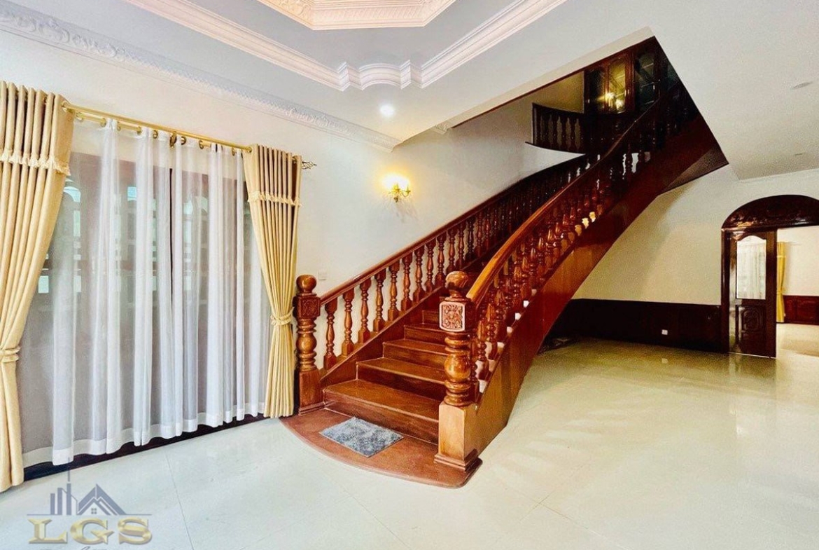 photo_2025-10-31_11-44-54