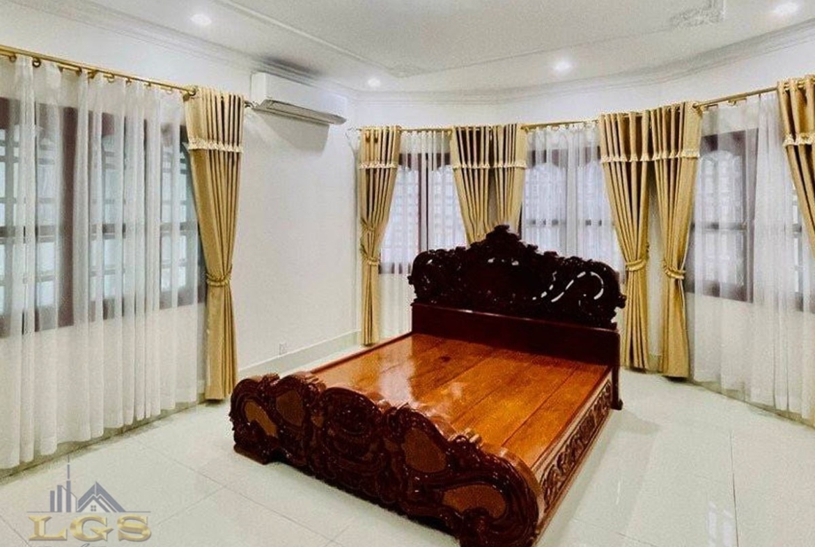 photo_2025-10-31_11-45-03