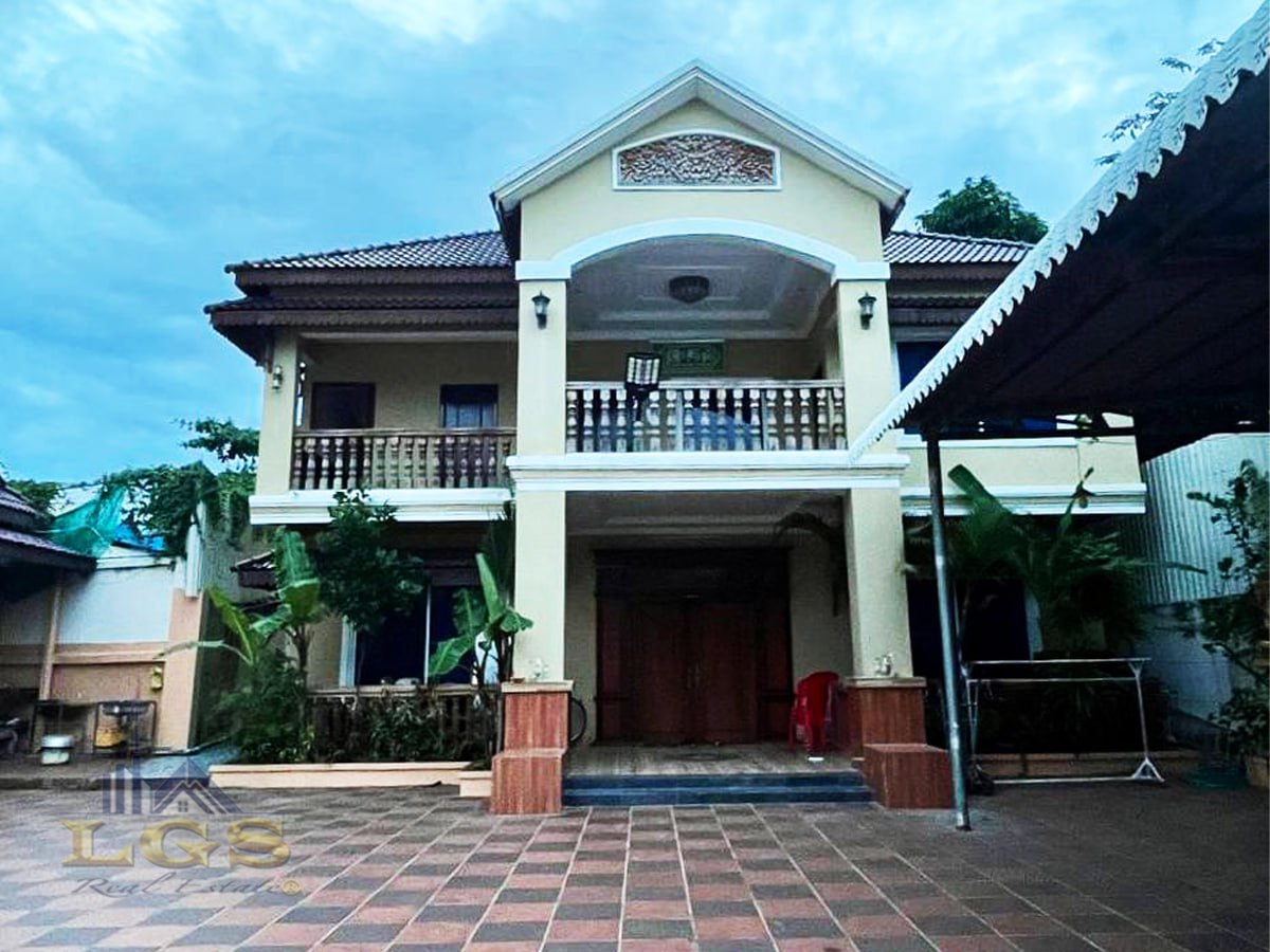 photo_2025-11-01_10-23-00