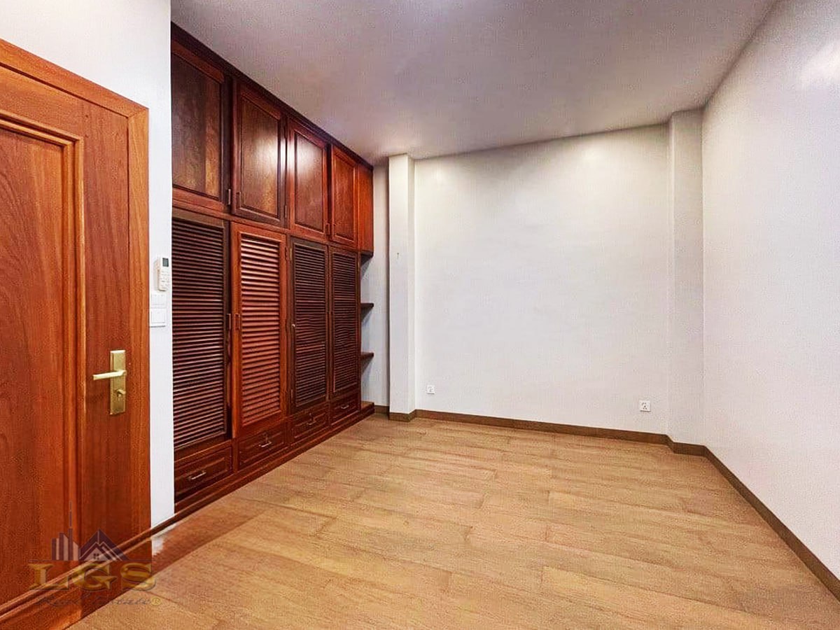 photo_2025-11-01_10-57-27