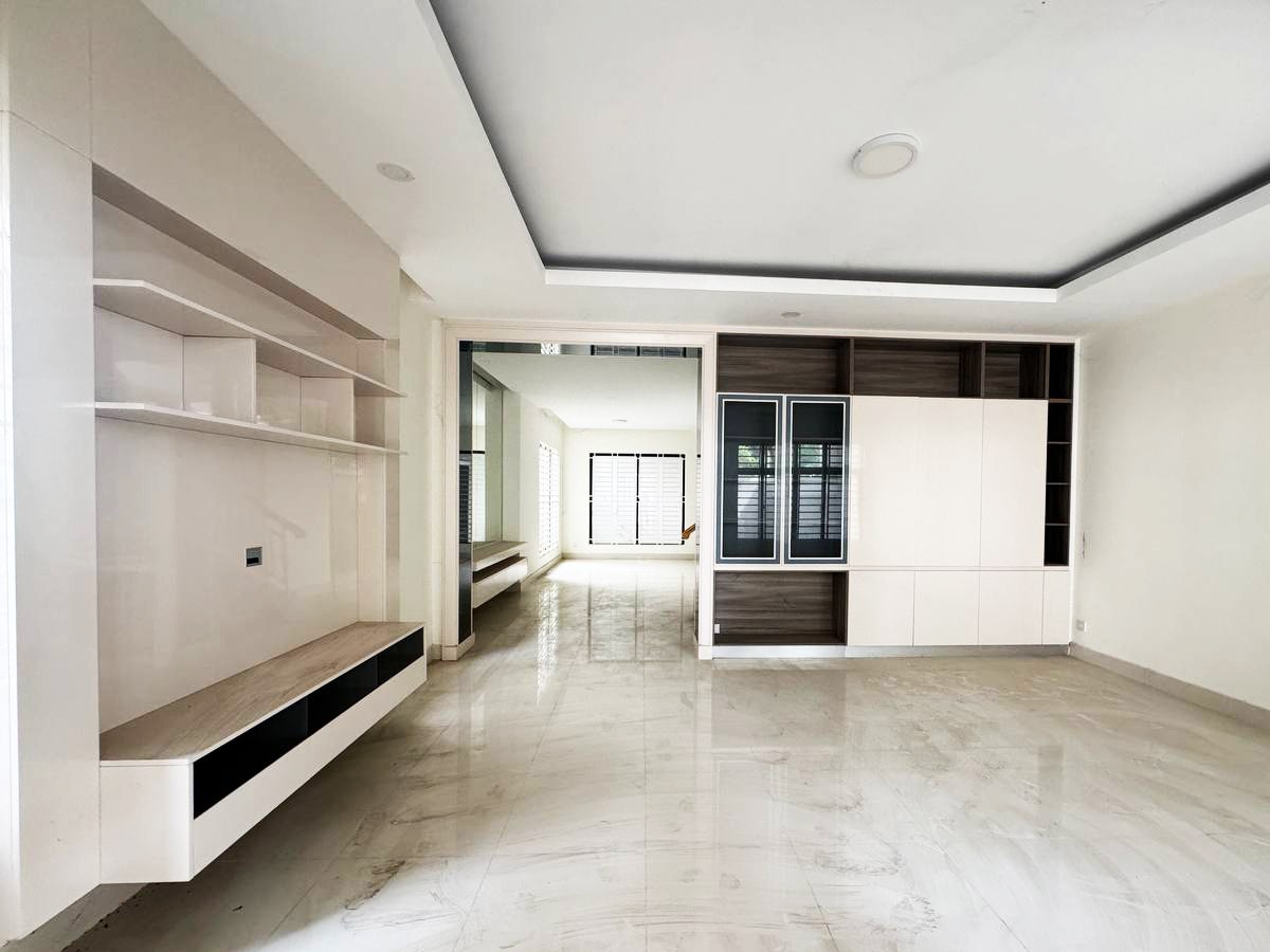 photo_2025-11-03_13-42-05