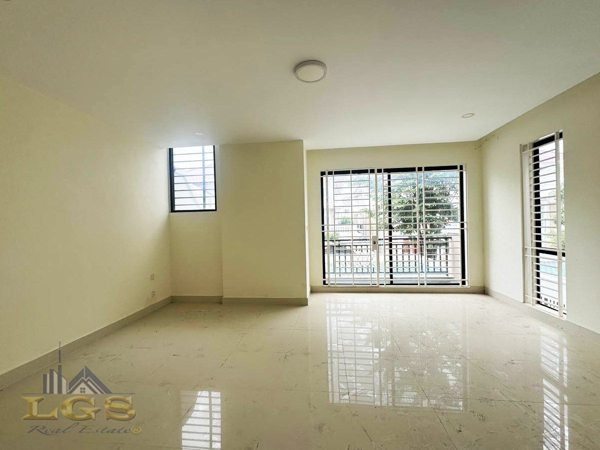 photo_2025-11-03_13-42-37